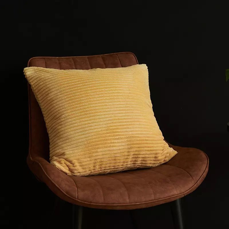 Støvet Gul Stribet Velour - The Cosy Dot
